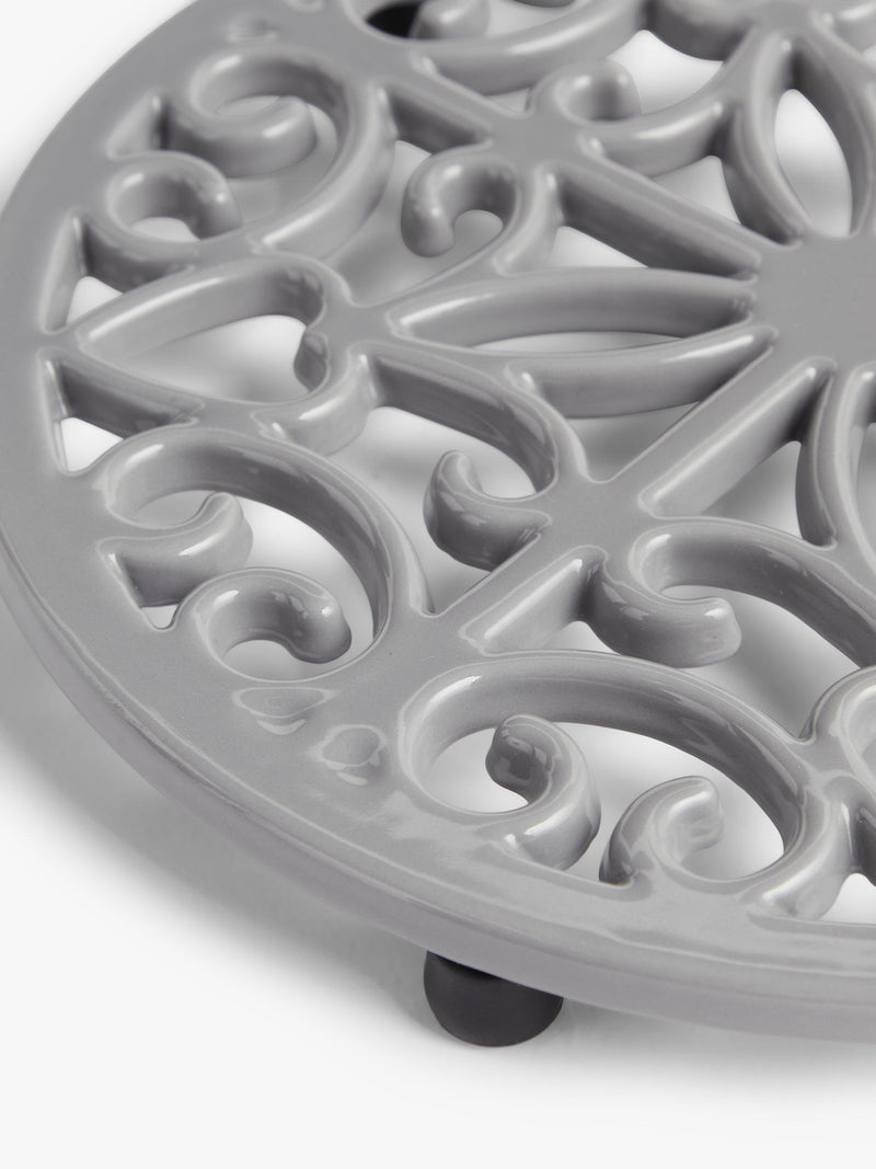 John Lewis cast iron trivet 20.5cm grey, UK version