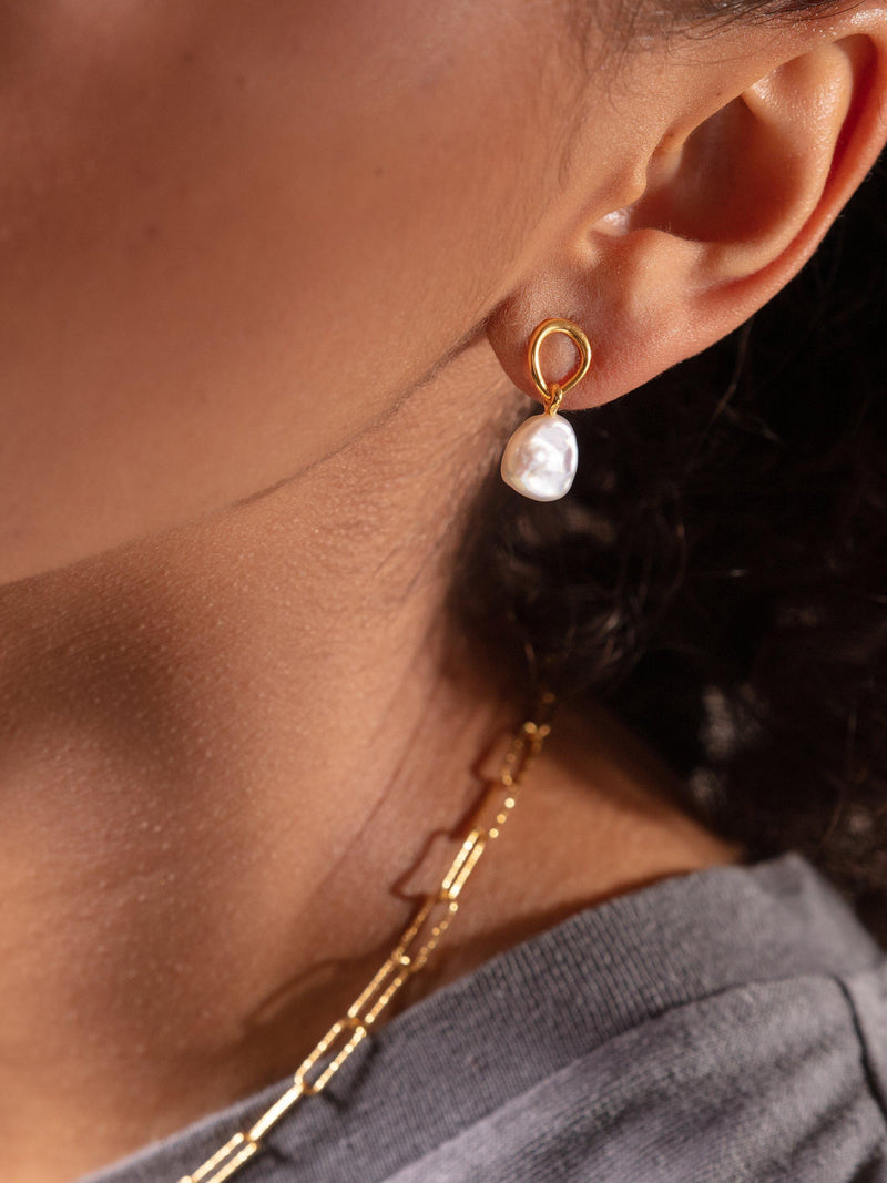 Monica Vinader Keshi Pearl Drop Earrings - British product