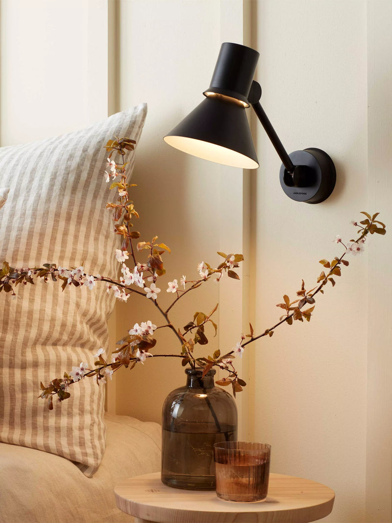 Anglepoise Type 80 W2 wall light, UK version