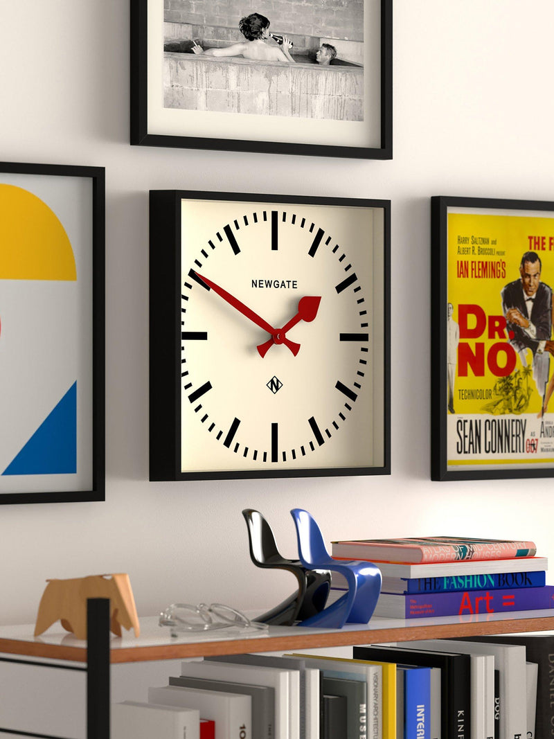 Newgate Clocks No. 5 Railway wall clock 33.5cm - British product