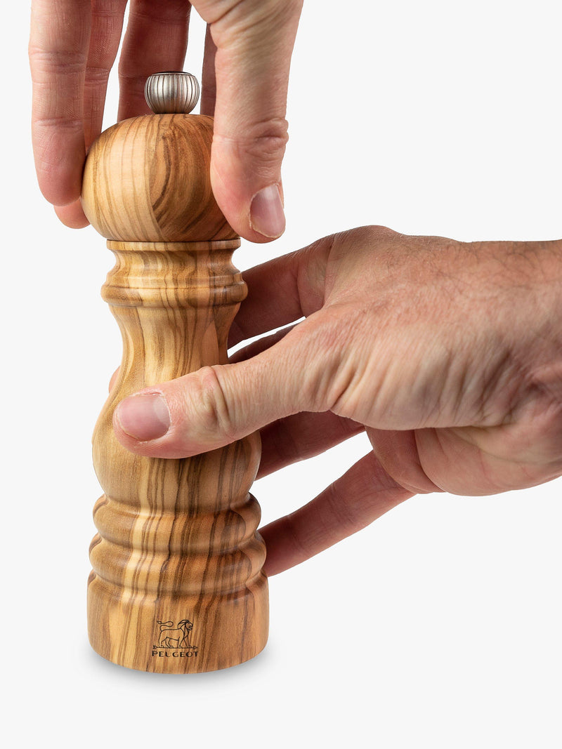Peugeot Paris u'Select pepper mill olive wood 18cm (British brand)