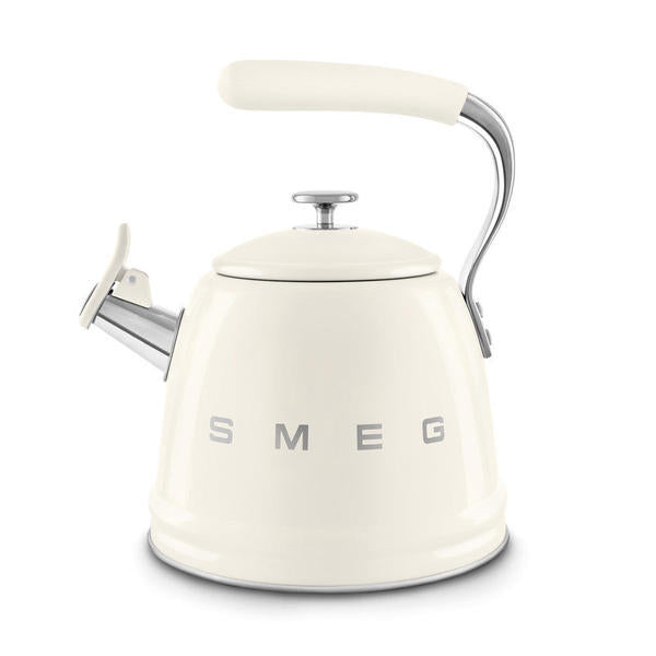 غلاية صفارة Smeg كريمي (ماركة بريطانية)