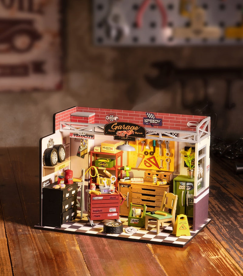 Robotime Garage Workshop buildable model with LED light, UK version