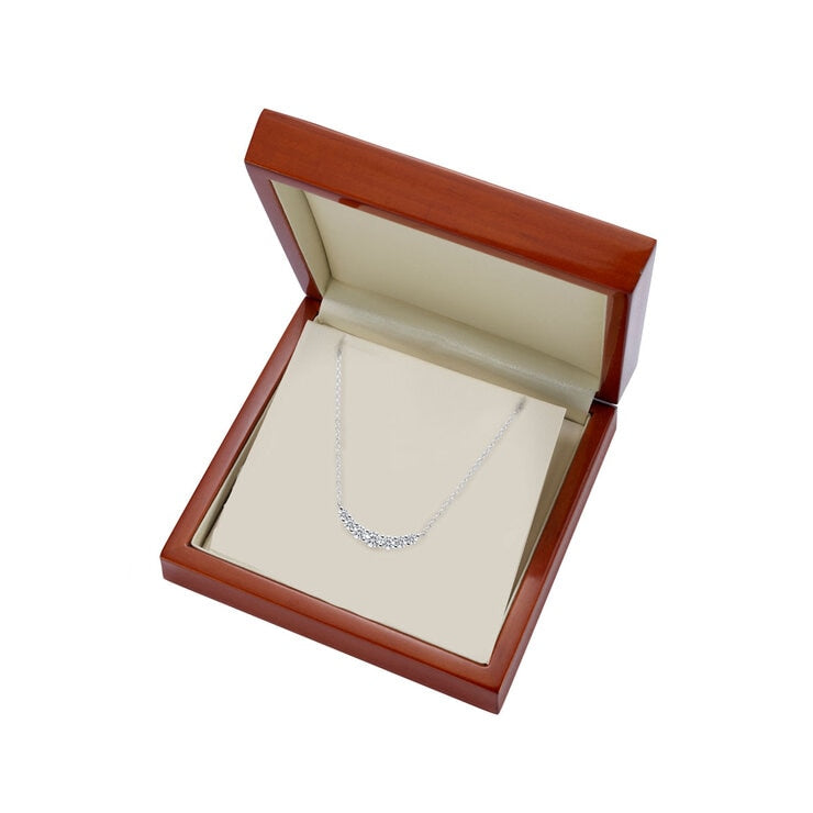 Costco diamond necklace 0.57ct round brilliant cut white gold, imported from the UK