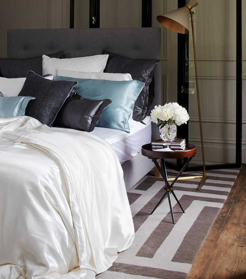 Gingerlily Silk Fitted Sheet Super King 180cm x 200cm - British product