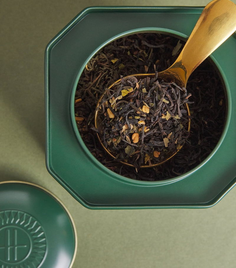 Harrods celebration loose leaf tea 125g (British brand)
