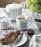 Wedgwood Intaglio Teapot fine bone china 1L, imported from the UK