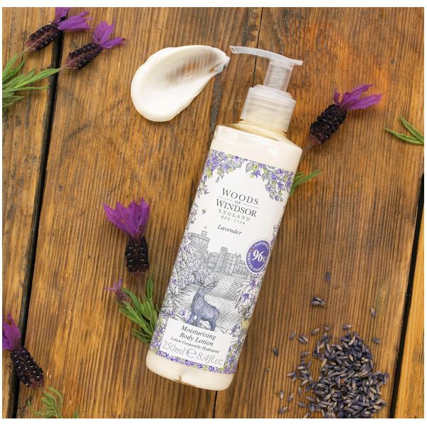 Woods of Windsor Body Lotion Lily Valley 250ml (British brand)