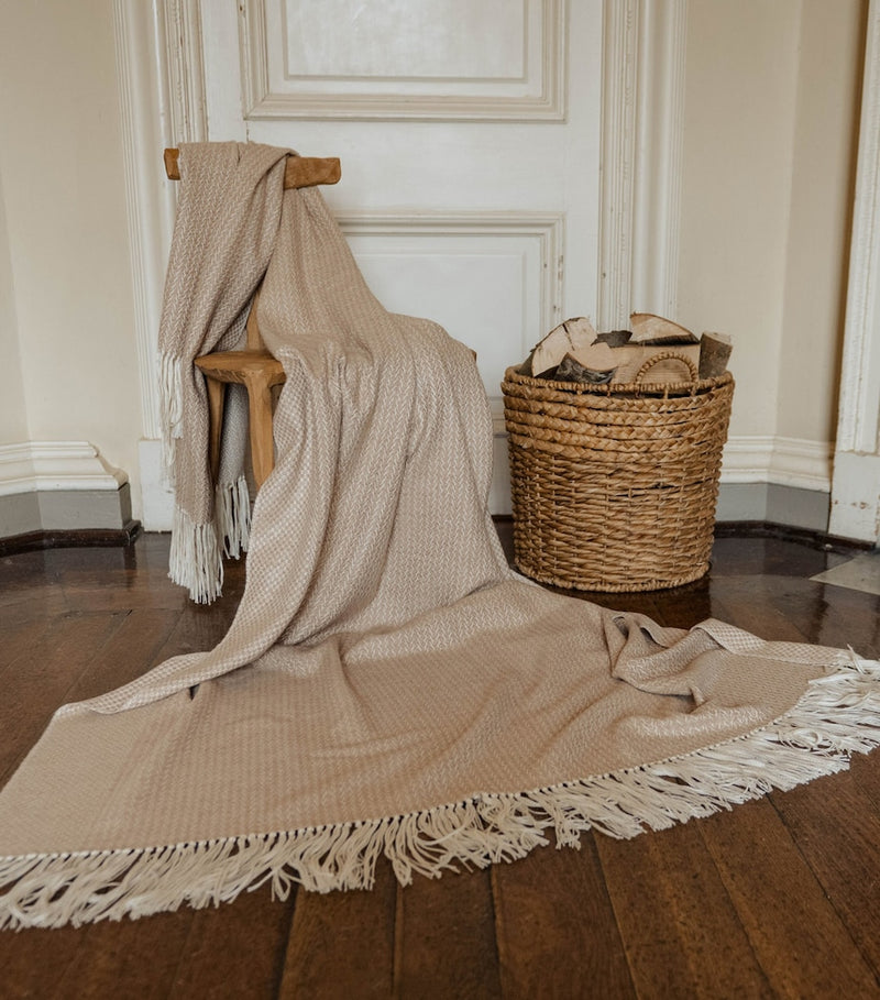 Araminta Campbell alpaca-blend woodland throw blanket 150cm x 300cm - British product