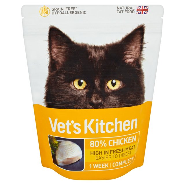 Vet's Kitchen Ultra Fresh Cat Food Chicken   385g GOODS M&S