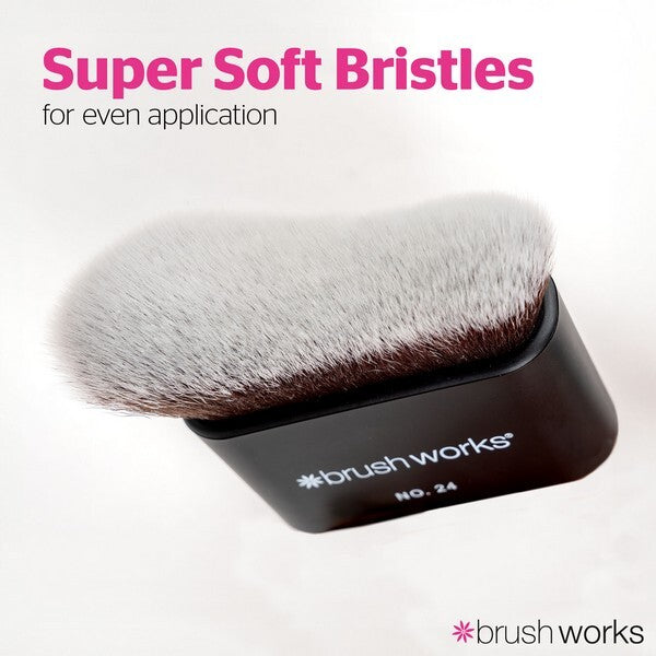 Brushworks No. 24 blending brush - British product