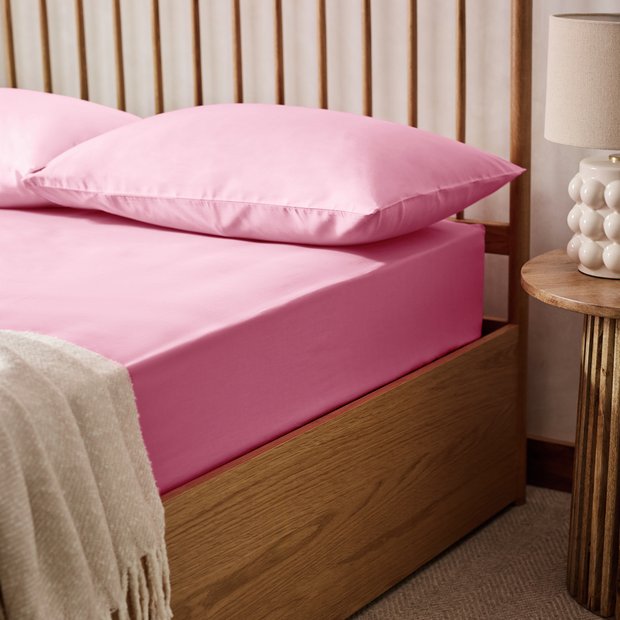 Habitat pink polycotton fitted sheet small double, UK version
