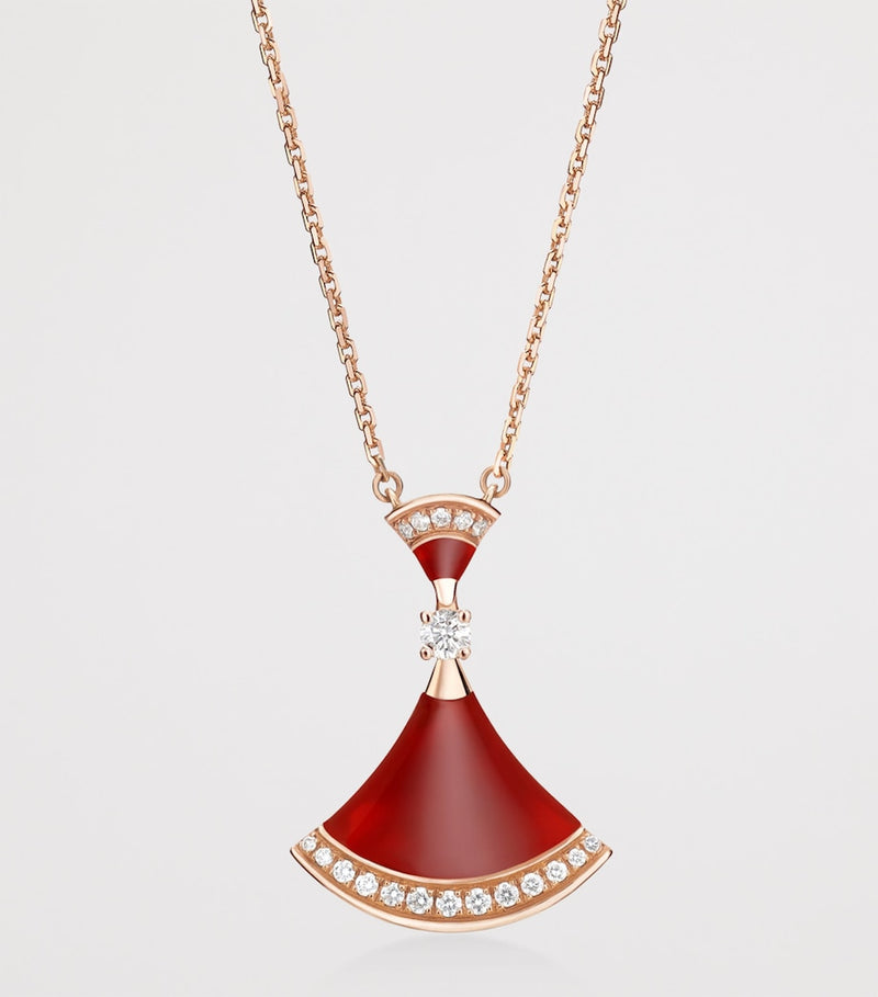 Bvlgari Divas' Dream necklace rose gold carnelian diamond (British brand)