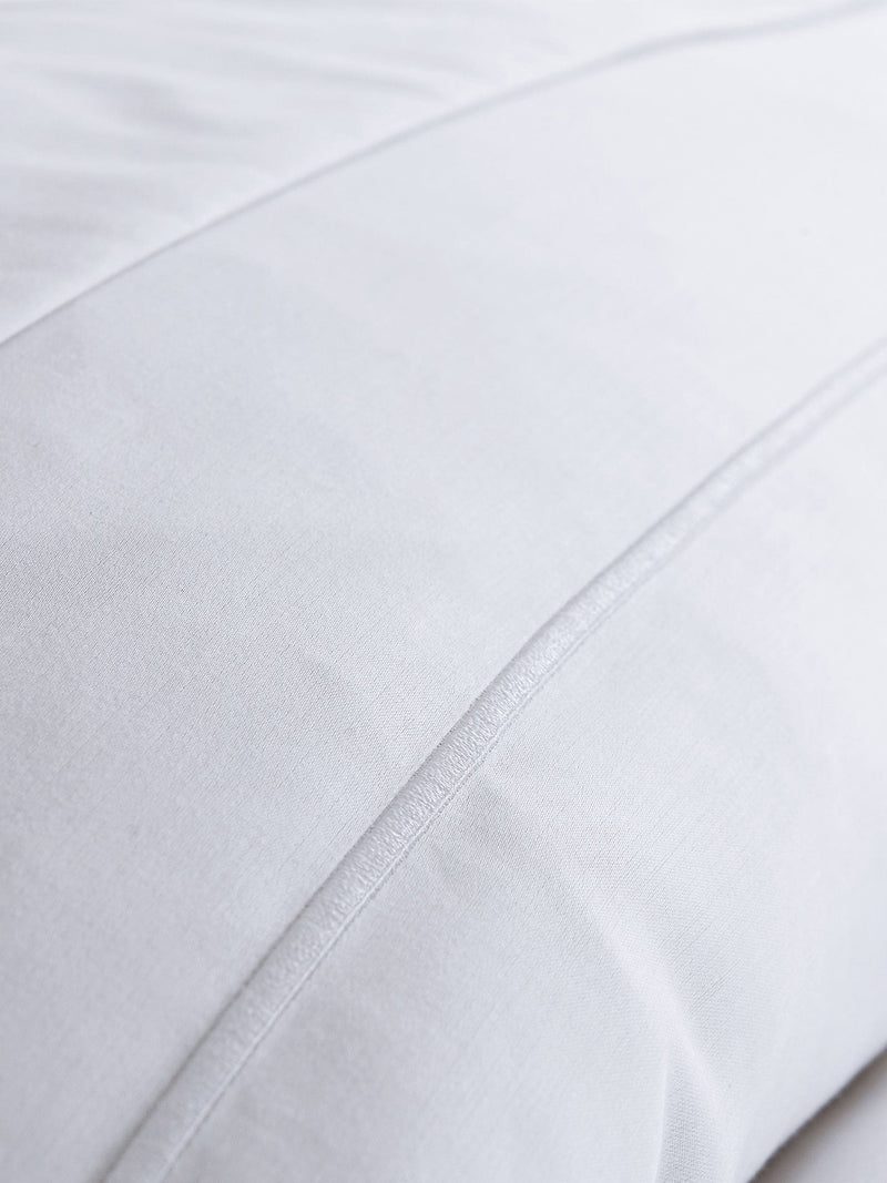 Bianca White duvet cover and pillowcase set - British product