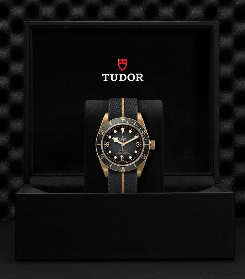 TUDOR Black Bay Bronze watch 43mm bronze case, UK version