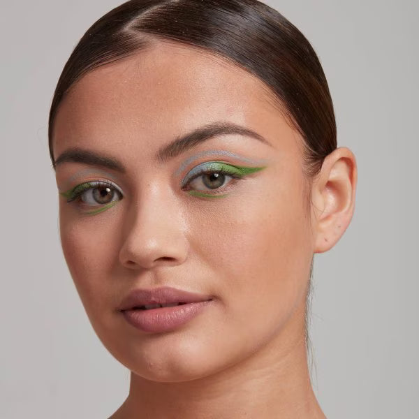 NYX Professional Makeup Epic Wear Eyeliner Pencil Emerald, imported from the UK