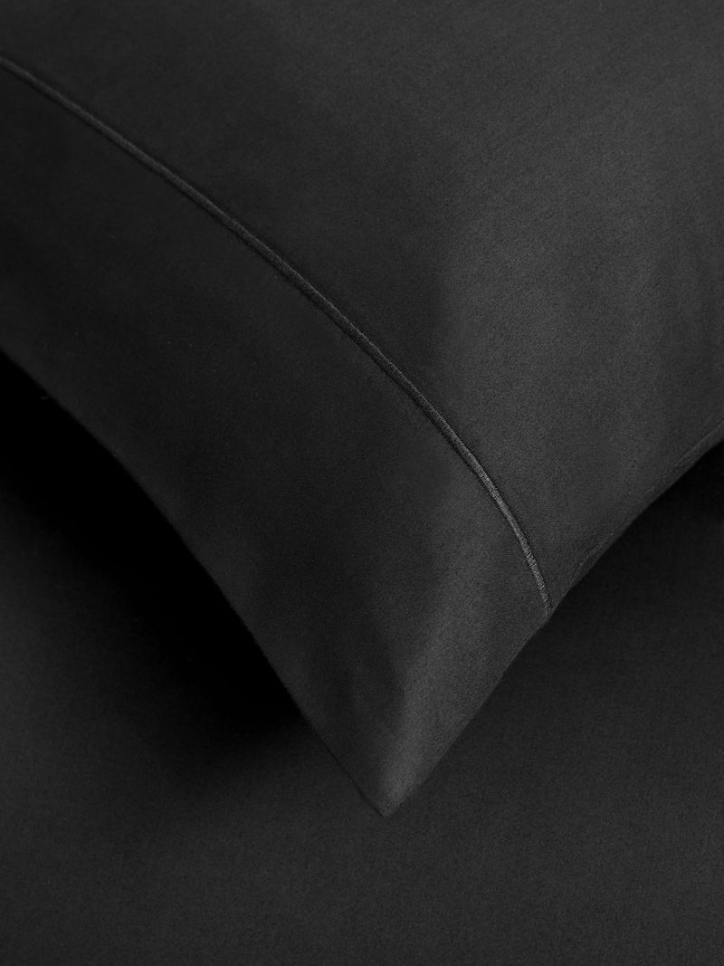 Black duvet cover and pillowcase set - British product