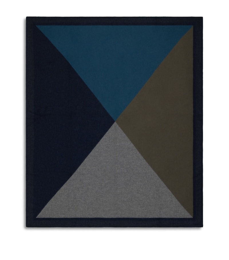 Begg x Co Vivian Envelope blanket 140x180cm, imported from the UK