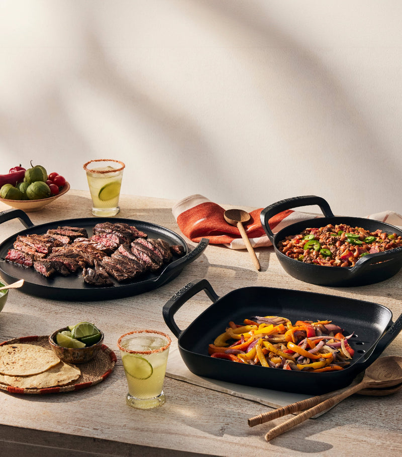 Le Creuset cast iron BBQ pizza pan 35cm, UK version