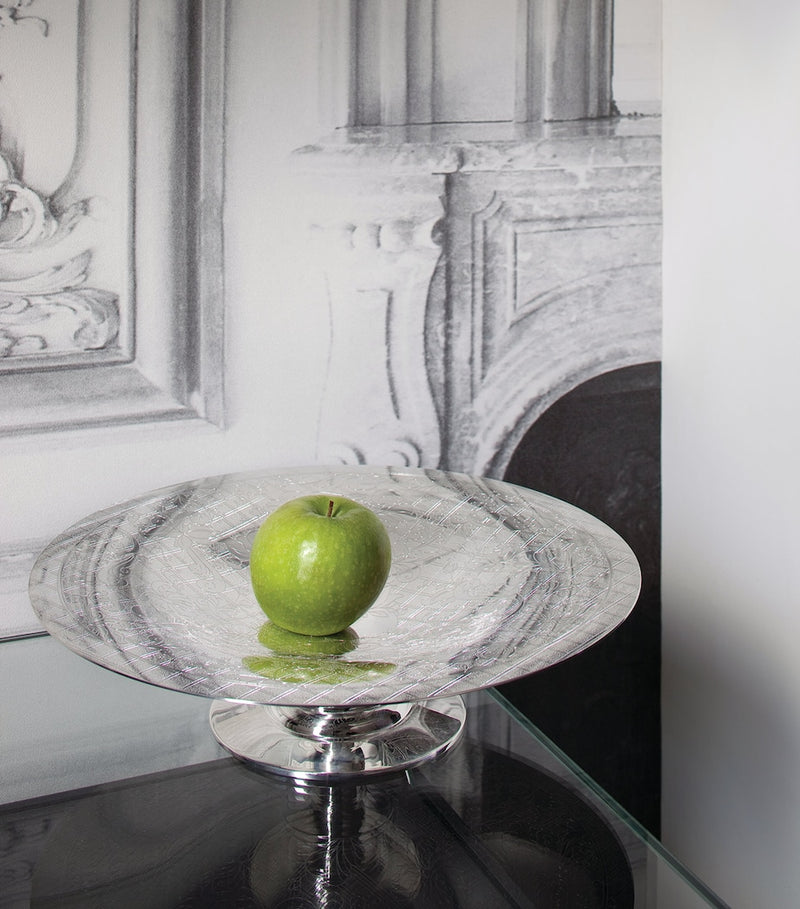 Christofle silver-plated fruit bowl with vine engravings and pedestal base - British product