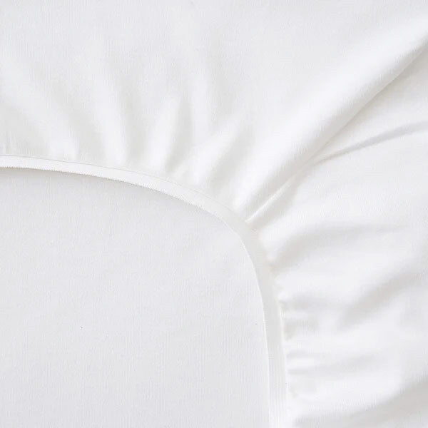 The Tiny Bed Co organic fitted sheet for Chicco Next2Me (British brand)