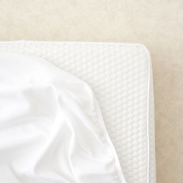 The Tiny Bed Co. cotton fitted sheet white 95x65cm (British brand)