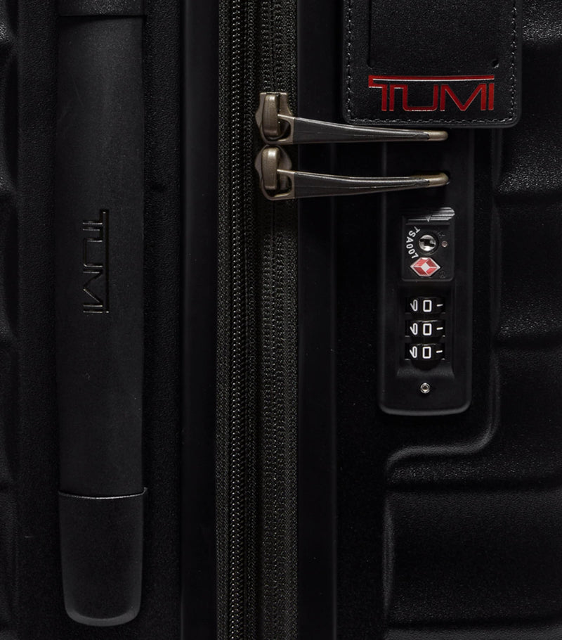 Tumi 19 Degree check-in polycarbonate suitcase 58cm, UK version