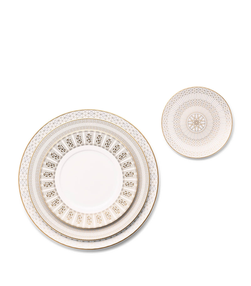 Baccarat Arcadia Gold dessert plates 21cm - British product