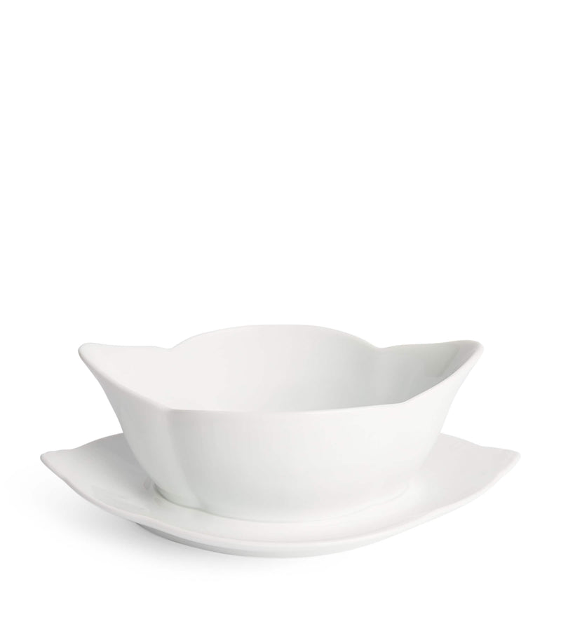 Royal Copenhagen white fluted sauce boat 550ml, imported from the UK