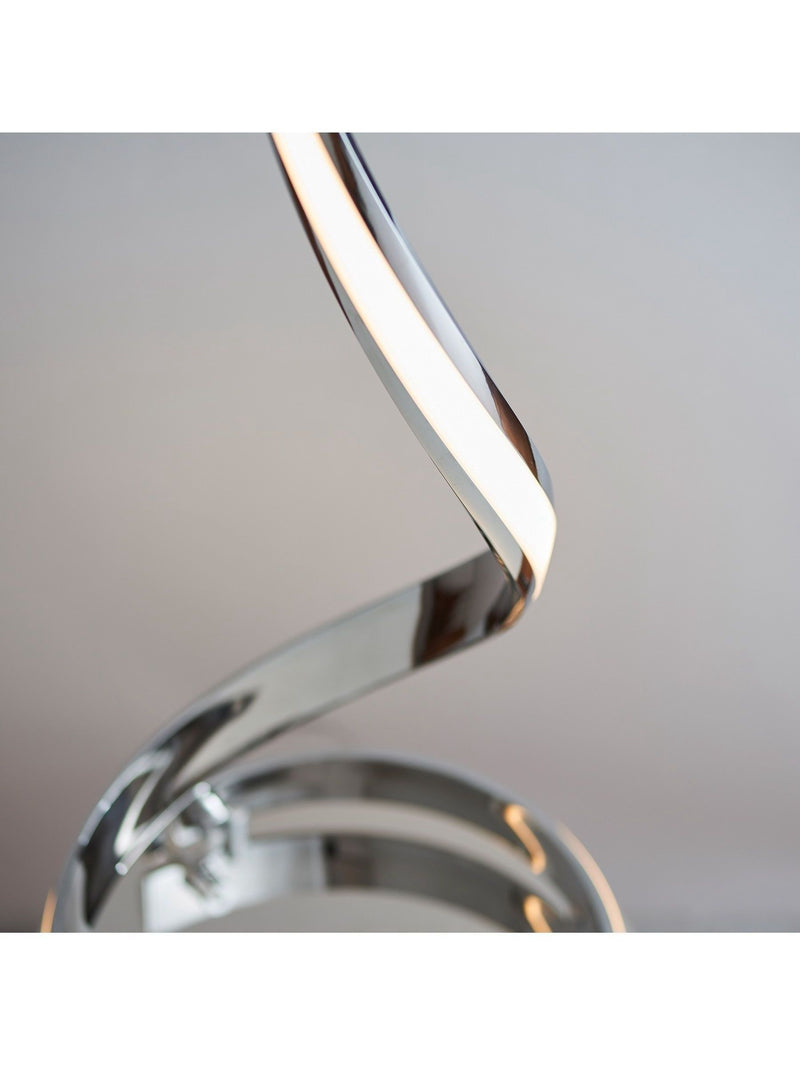 Gallery Home Maria floor lamp with chrome finish - British product