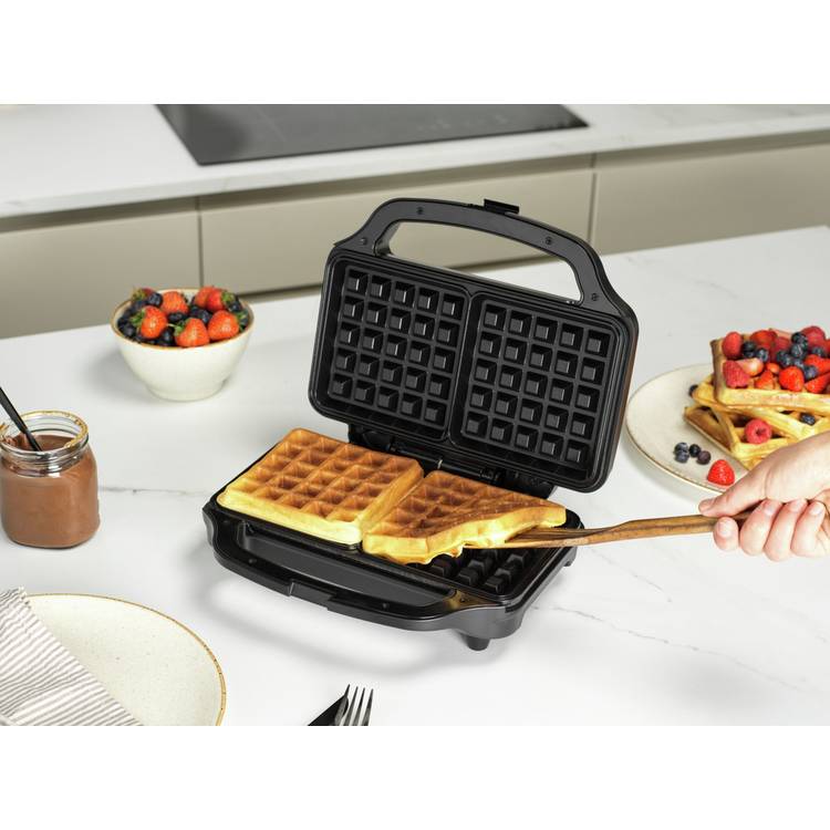 Salter Kuro XL deep fill waffle maker, imported from the UK