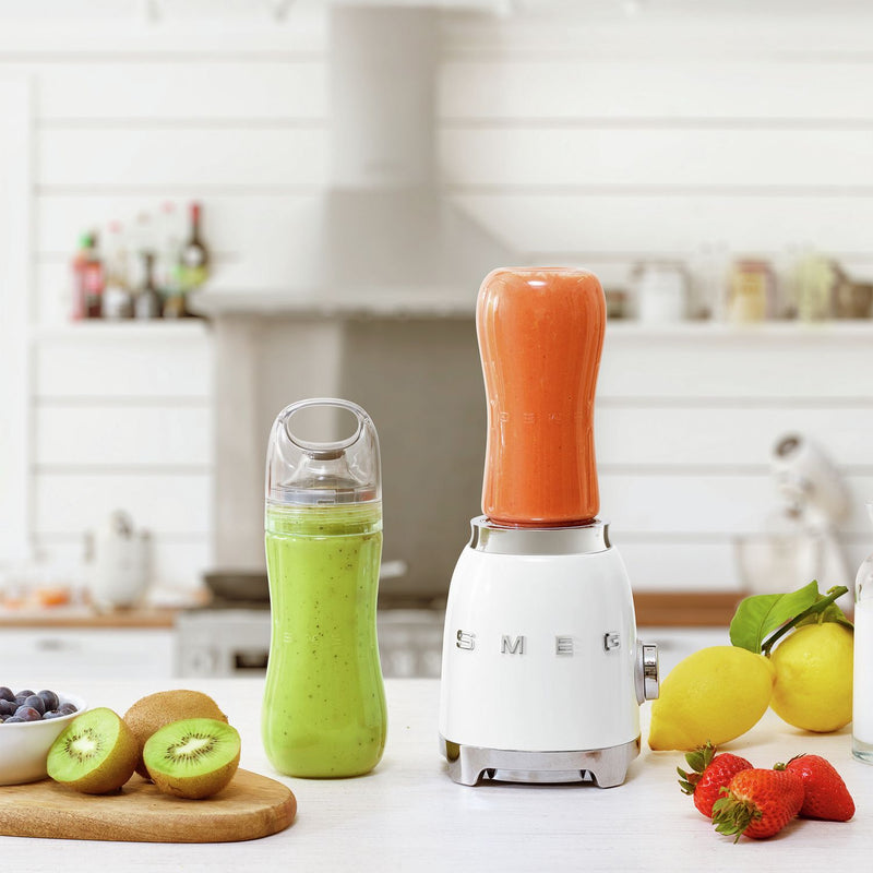 Smeg white personal blender 0.6L, UK version
