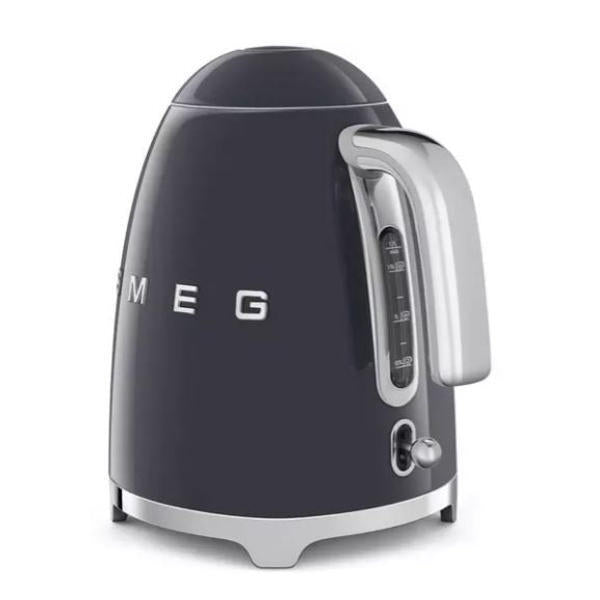 غلاية إبريق Smeg سوداء - منتج بريطاني