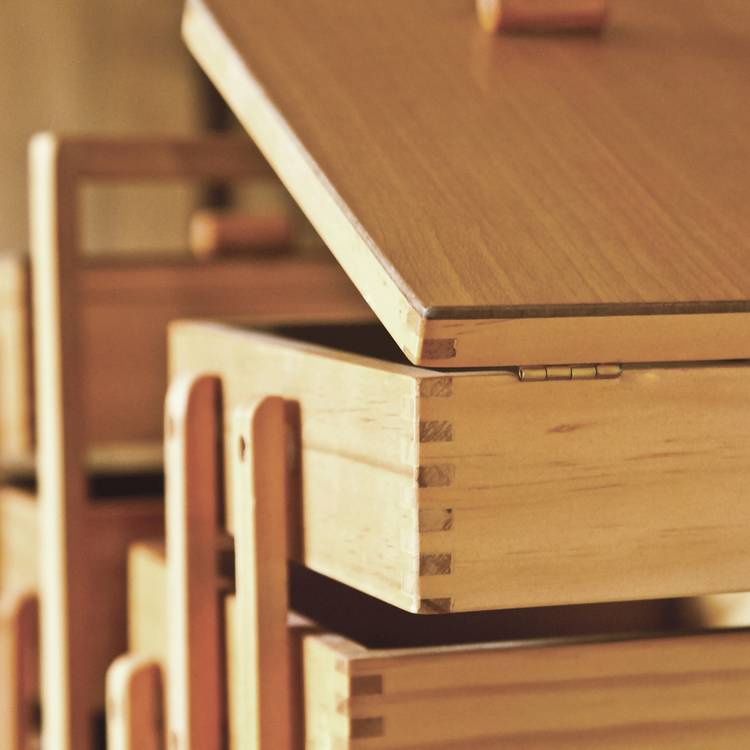 Hobby Gift cantilever sewing box beech wood, imported from the UK
