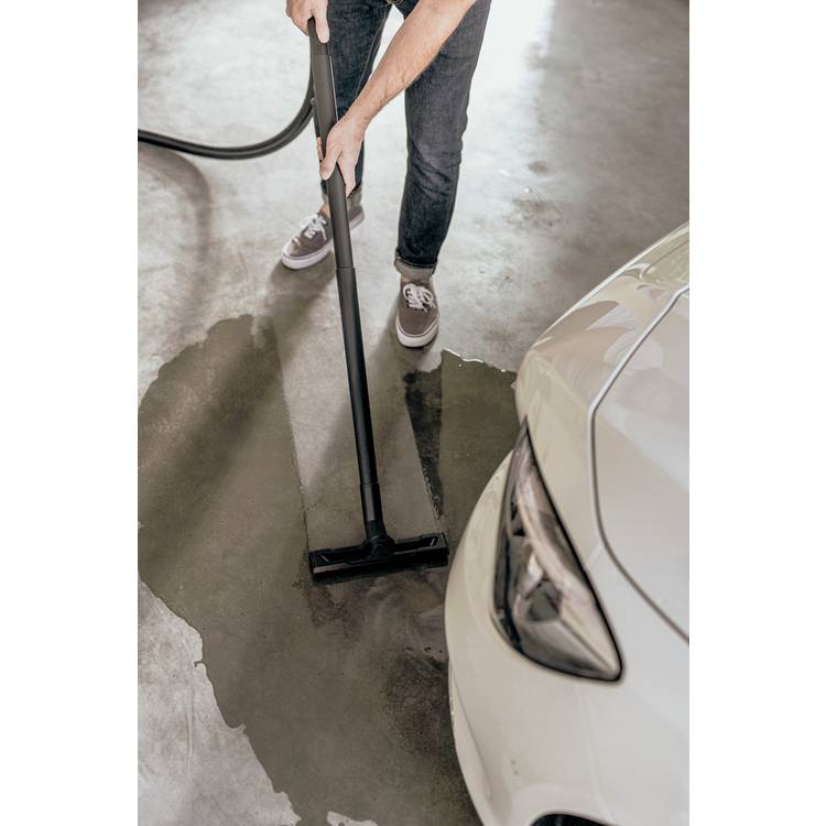 Karcher WD 3 wet dry vacuum cleaner 17 litre, UK version