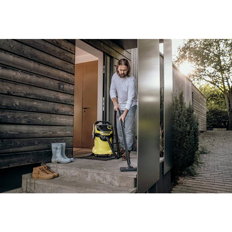 Karcher WD 5 wet and dry vacuum cleaner 25 litre, UK version