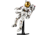 LEGO Space Astronaut Building Set 647 Pieces (British brand)