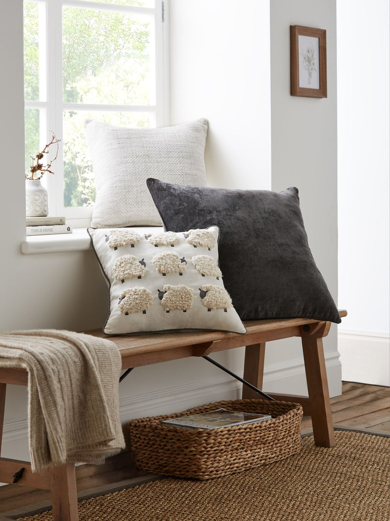 Ashton cushion chenille 50x50cm, UK version