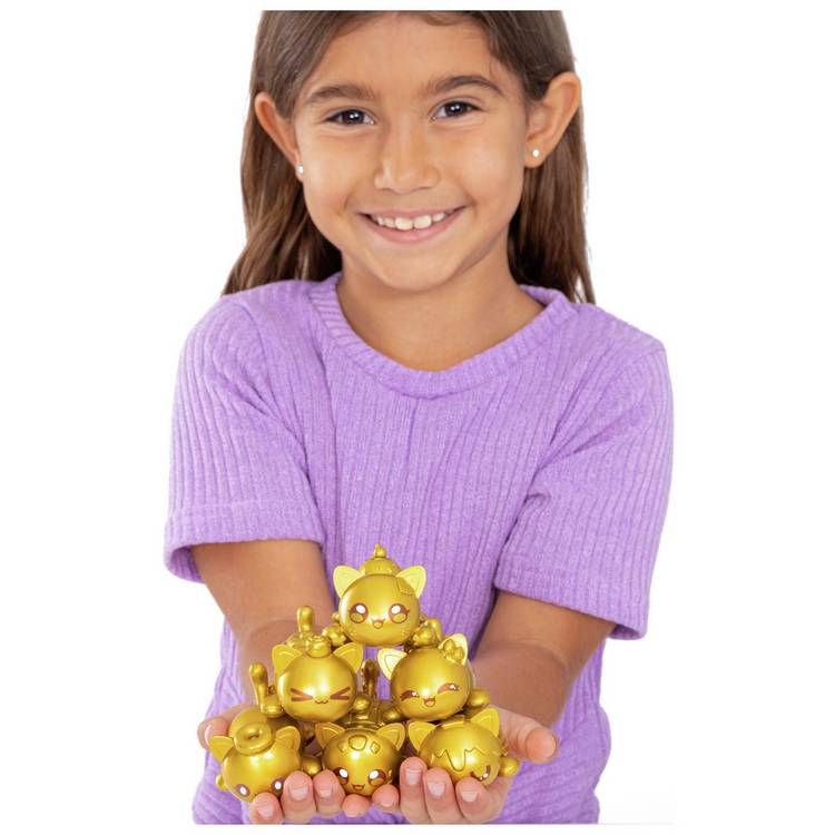 Aphmau MeeMeows gold figure set - British product