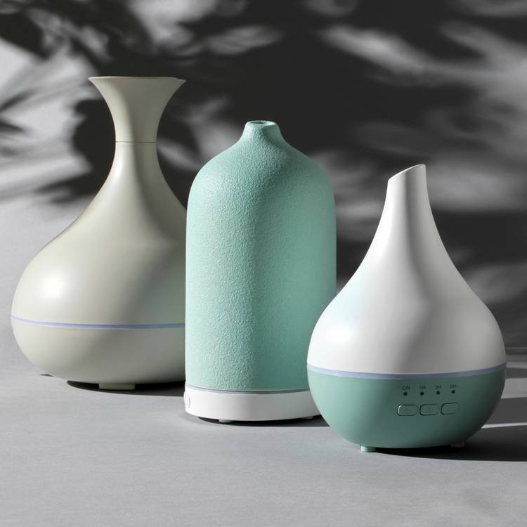 Salter Ultrasonic Aroma Diffuser with LED lights, British brand