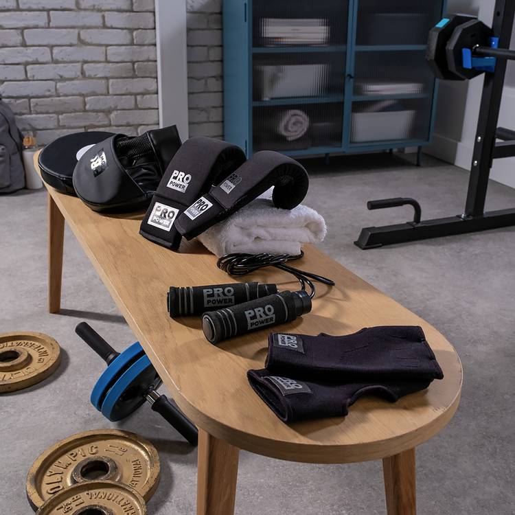 Pro Power Boxing Set black pads gloves skipping rope (British brand)