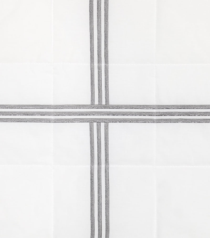 Pratesi Tre Righe Super King quilt 290x260cm, imported from the UK
