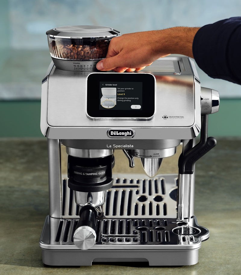 De'Longhi La Specialista Touch coffee machine - British product