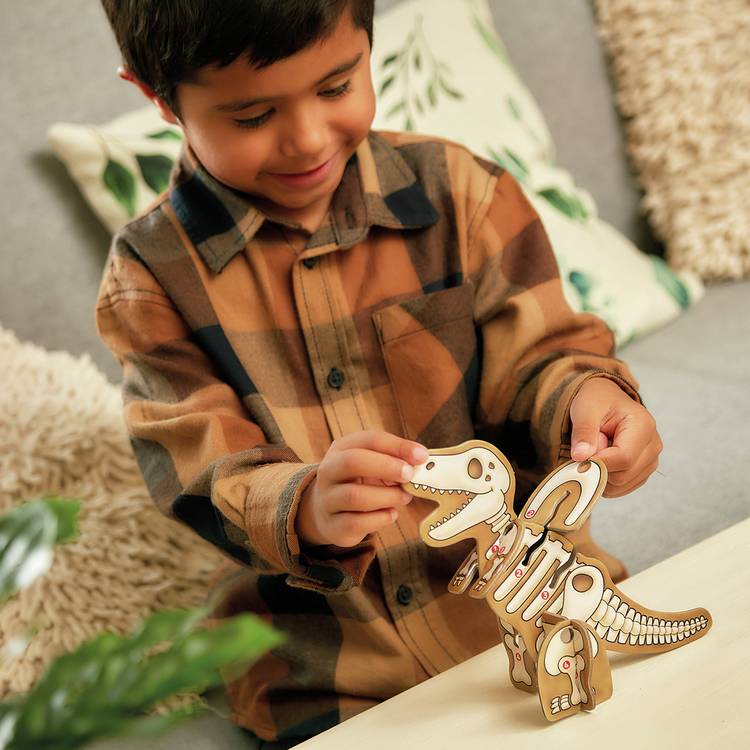 Orchard Toys Dinosaur Dig 3D game for children - British product