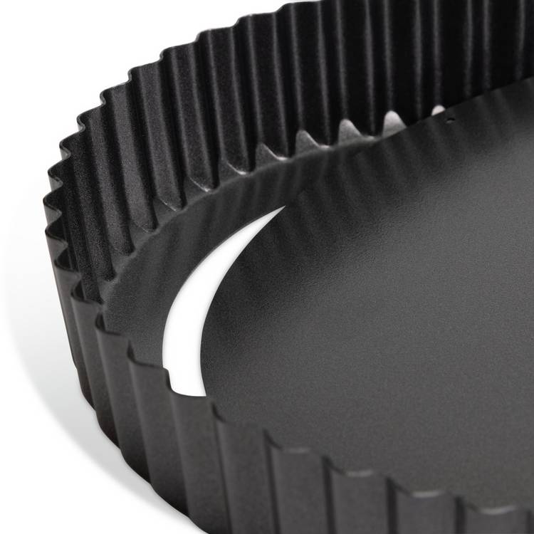 Habitat non-stick carbon steel quiche tin 23cm, imported from the UK