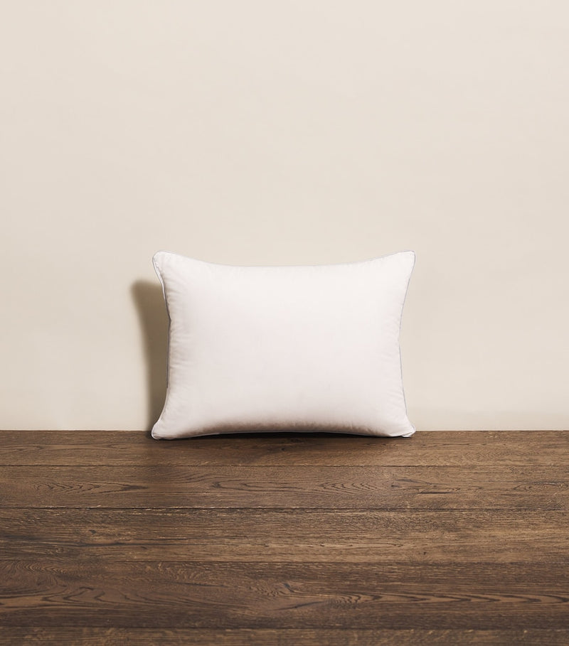 Harrods of London down travel pillow 30x40cm - British product