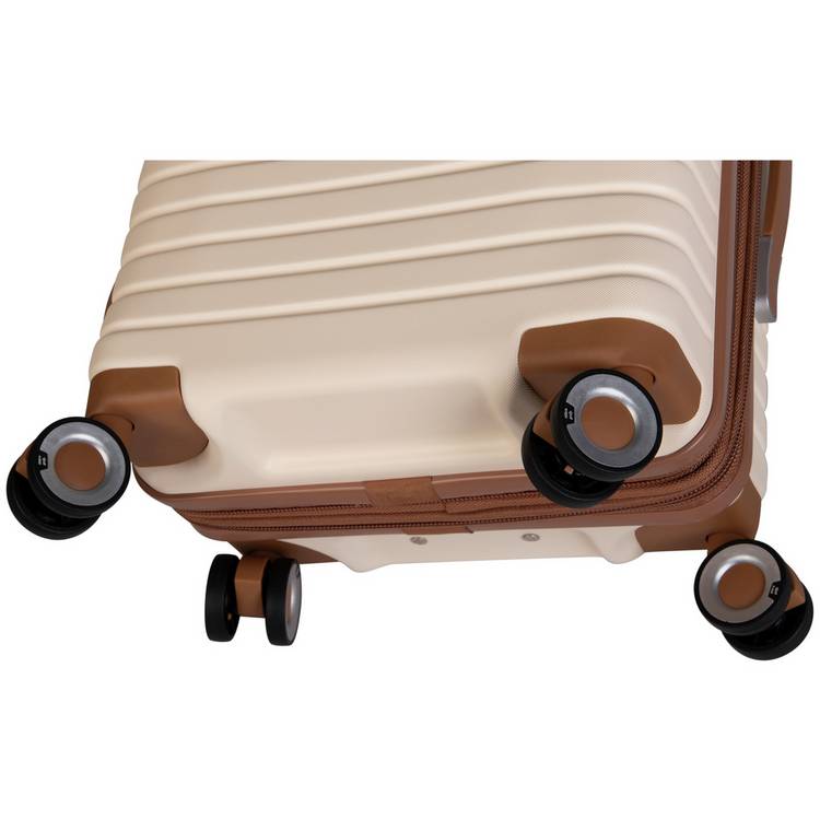 IT Luggage 8 wheel hard medium suitcase - British product