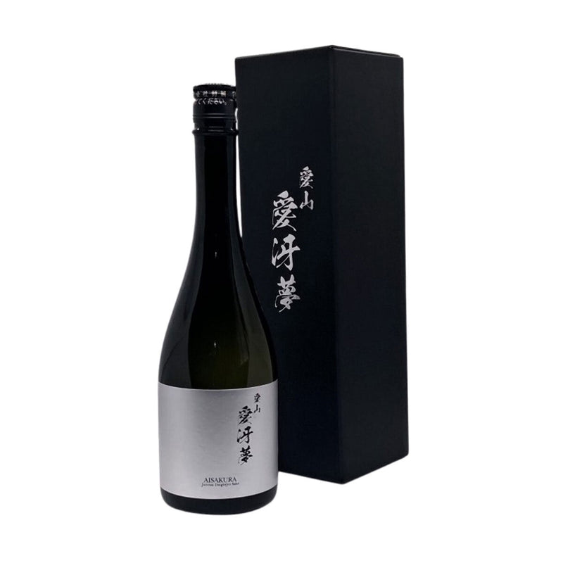 Aisakura Junmai Daiginjo sake 72cl bottle (British brand)