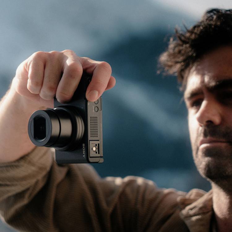 Sony Z-V1 II compact vlogging camera black, UK version