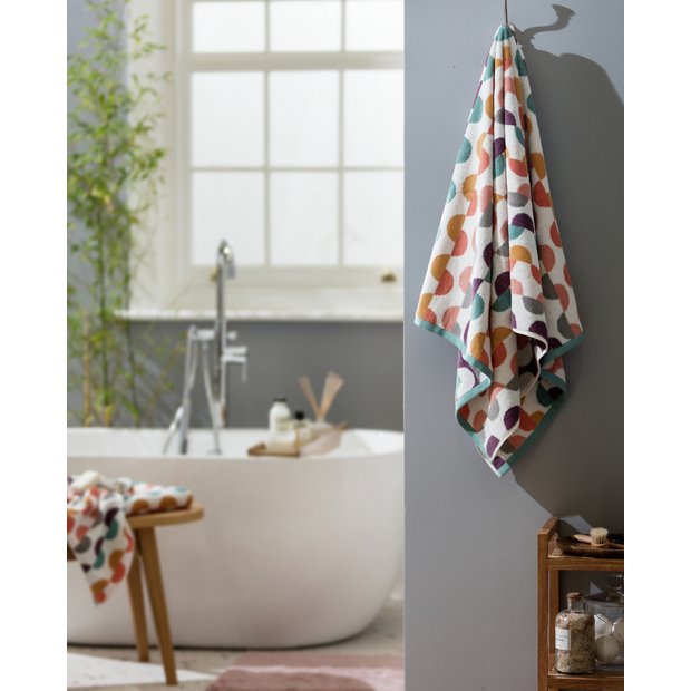 Habitat geometric tufted towel bale multicolour, imported from the UK